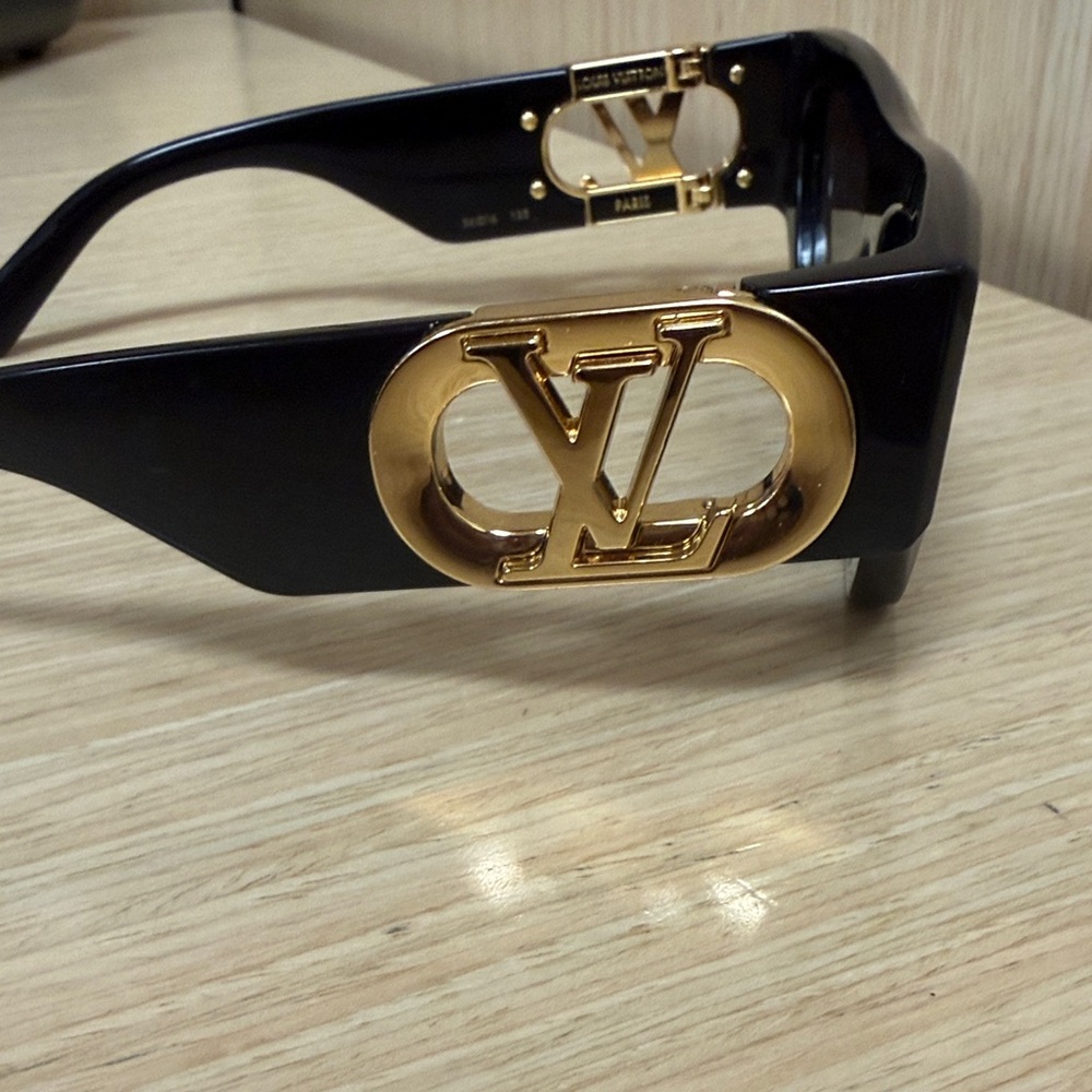 Louis Vuitton Black Sunglasses with Gold LV Medallions - Picture 3 of 4